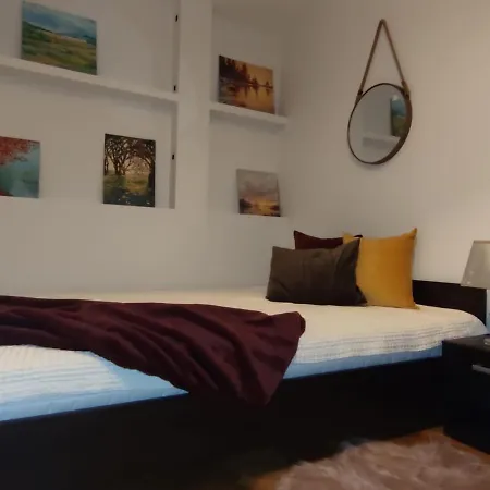 Apartament 72